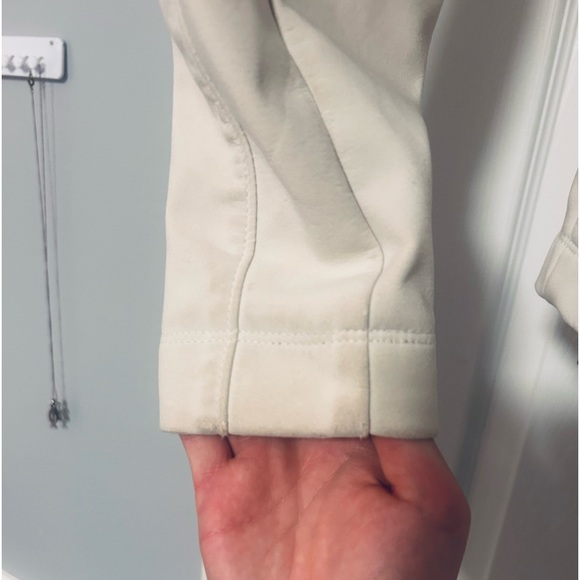 Medium The North Face “soft shell” jacket - Picture 3 of 9